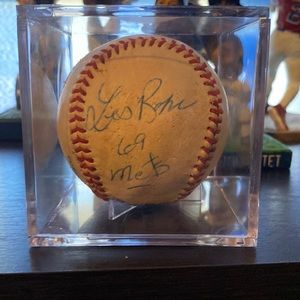 Les Rohr autographed baseball ⚾️